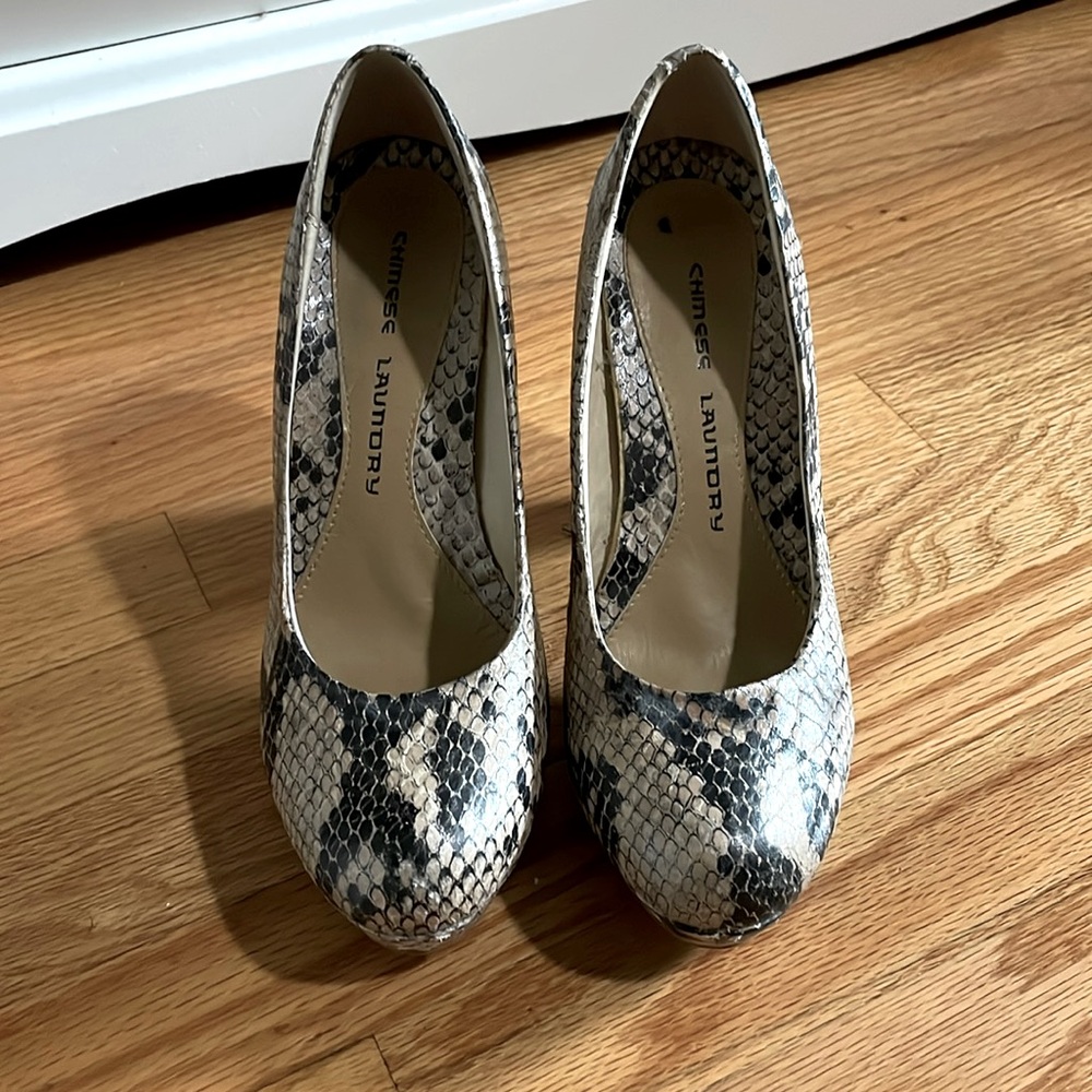Chinese laundry snake looking heels